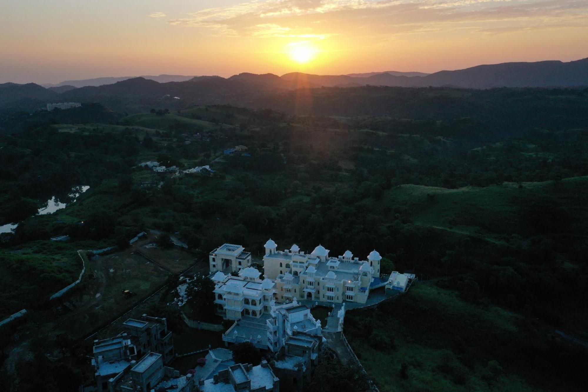 The Everest Hill Resort Kumbhalgarh Εξωτερικό φωτογραφία